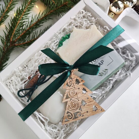 DĀVANU KOMPLEKTS "Ziemassvētku siltums"